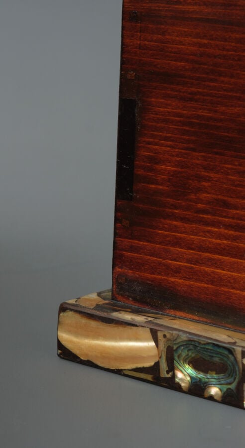 Tebako 手箱 (boîte pour accessoires personnels) attribuée à l'artiste laqueur Koj… Vente aux encheres – Auction House – Commissaire-priseur – Auctioneer - Boisgirard Antonini – Paris – Nice