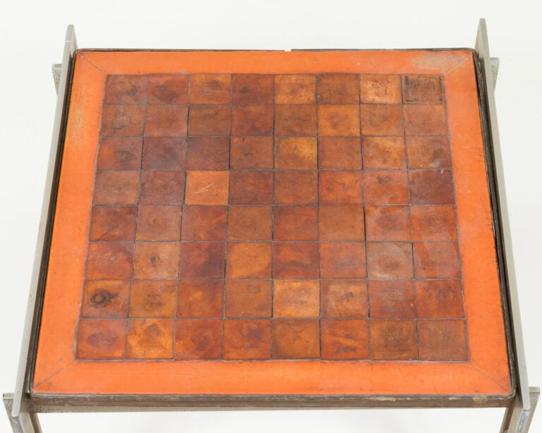 Travail FRANÇAIS 1970 - Table d'appoint à plateau amovible carré en marqueterie… maison de vente aux encheres commissaire-priseur auction house boisgirard antonini