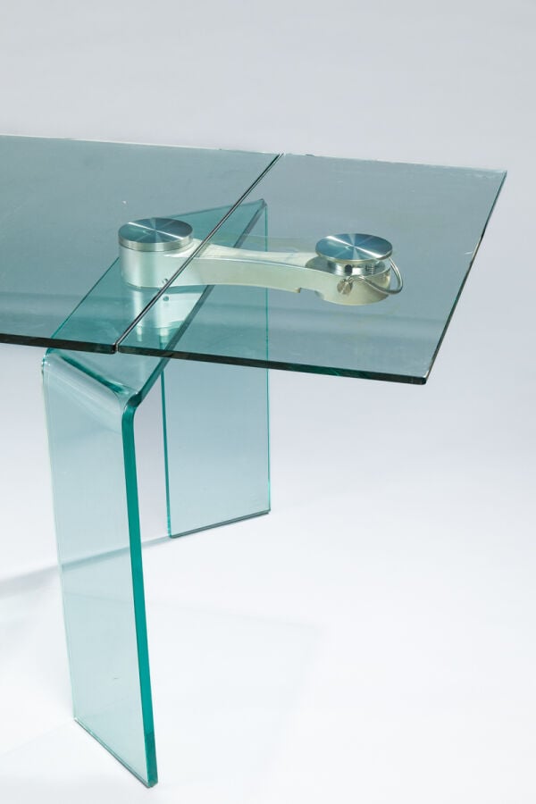 Travail MODERNE - Table de salle à manger, plateau en verre à deux allonges piv… vente aux encheres auction house commissaire-priseur boisgirard antonini