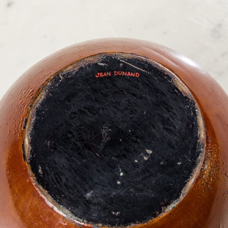 Travail XXème - Vase en dinanderie de métal martelé à décor de frises géométriq… maison de vente aux encheres commissaire-priseur auction house boisgirard antonini