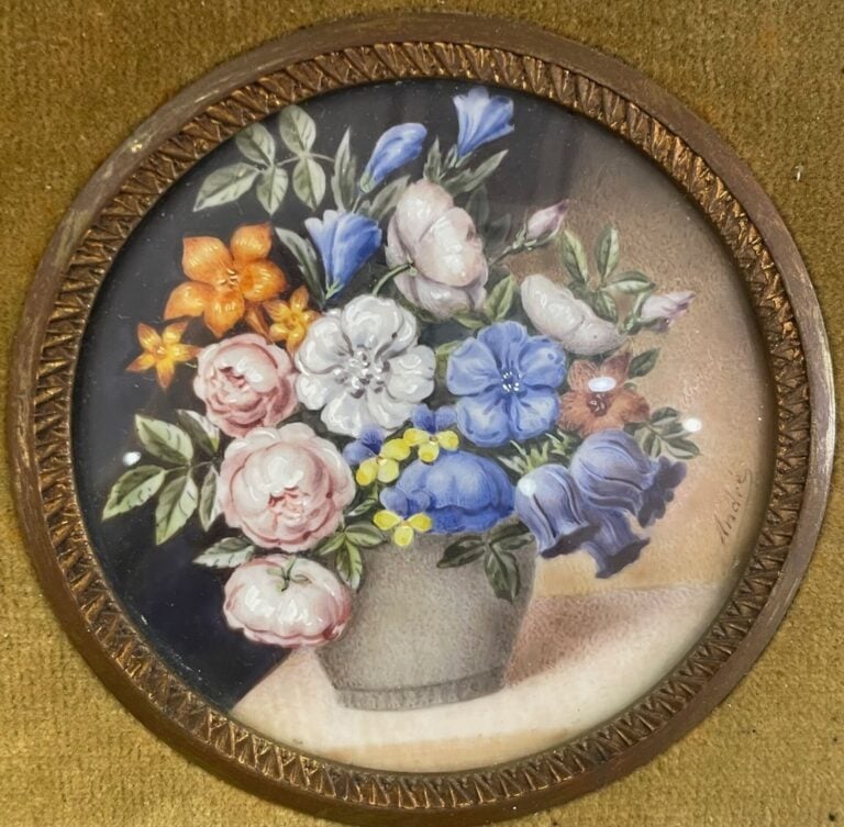 ANDRE - Paire de miniatures représentant des bouquets de fleurs - Signées en ba…