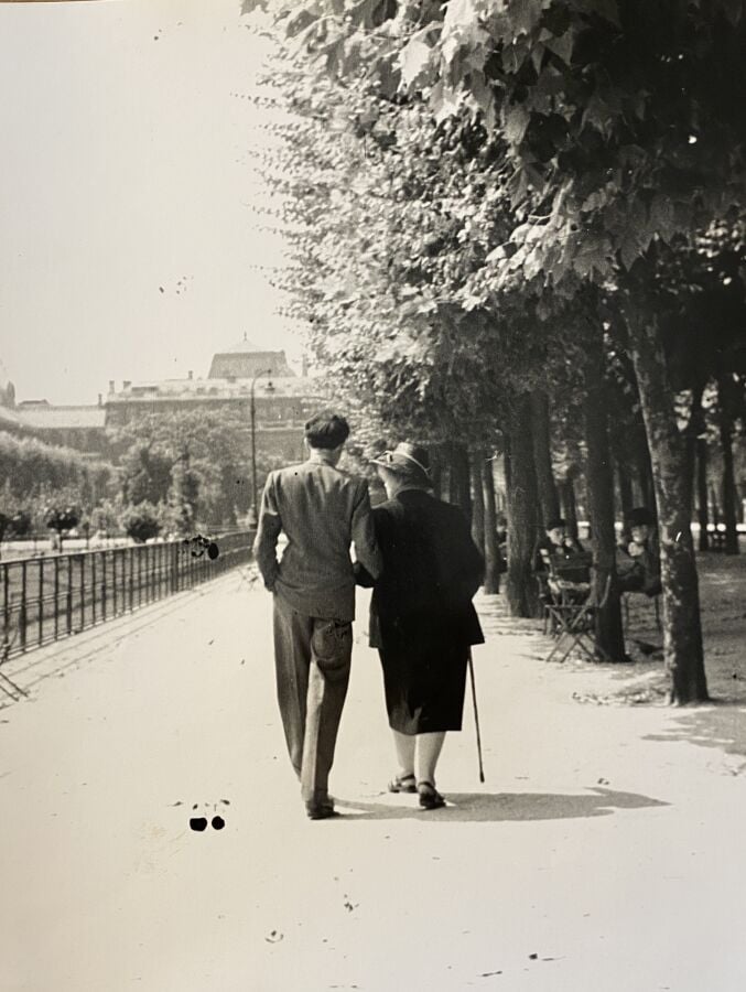 COLETTE - COLETTE ET JEAN COCTEAU - Photographie. Ensemble de 5 tirages - - - L…