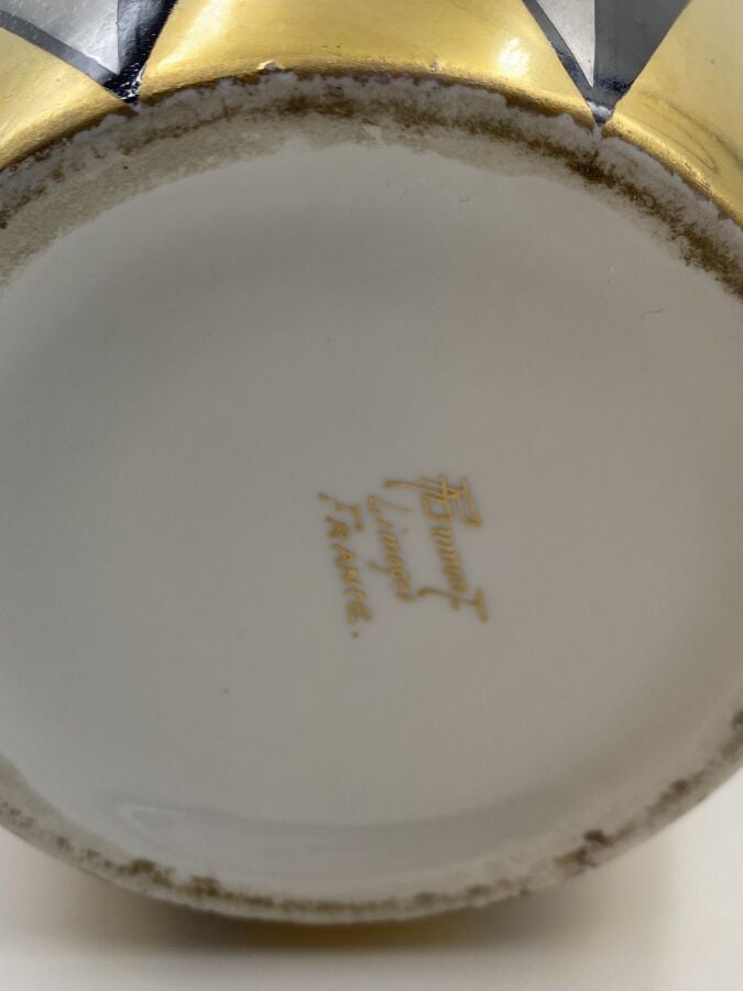 Grand vase en porcelaine à décor floral, signé Pierre Dumont Limoges - Hauteur…