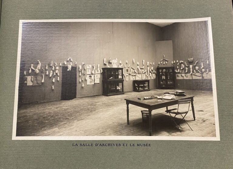 "Le Grand Palais pendant la guerre 1914-1915-1916" - Album oblong contenant 55…