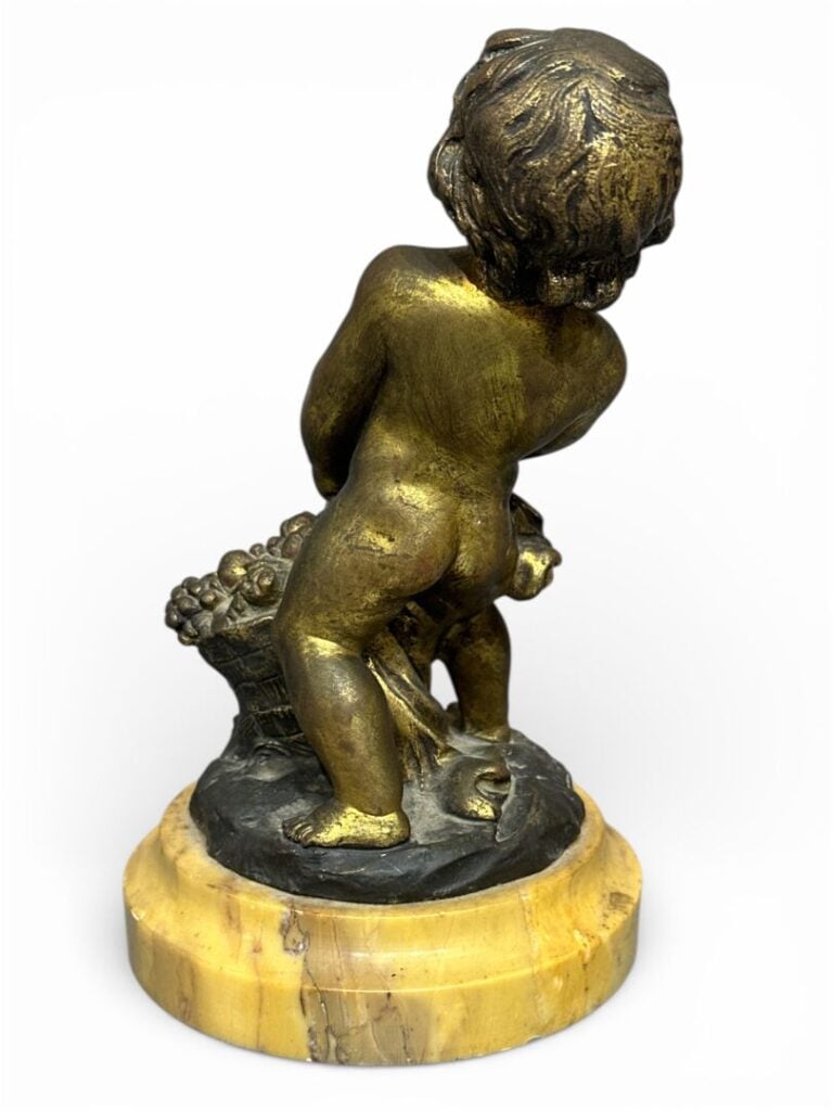 LIMOUSIN - Enfant au panier de fleurs - Epreuve en bronze patiné, signée sur la…