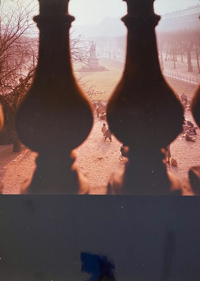 Roger PICHERIE - Lot de 3 photographies : - - Bureau de Colette au Palais Royal…