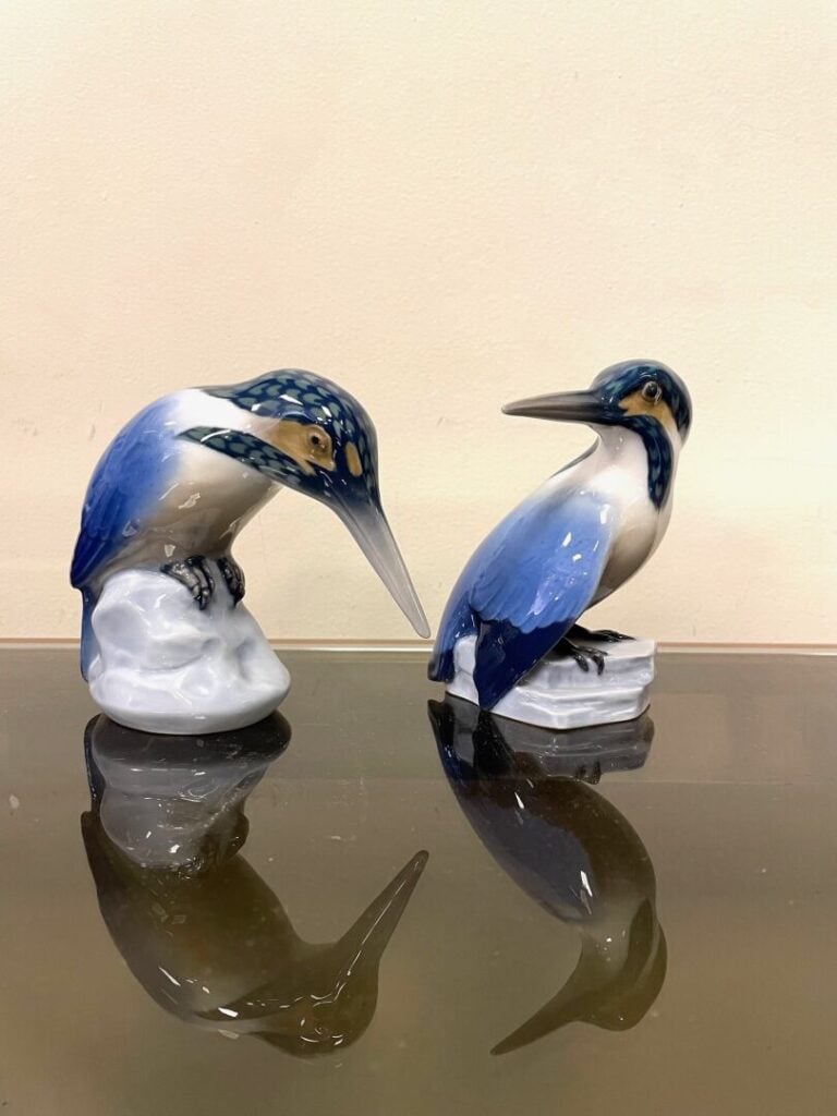 ROYAL COPENHAGUE - Deux sujets en porcelaine émaillée polychrome représentant d…