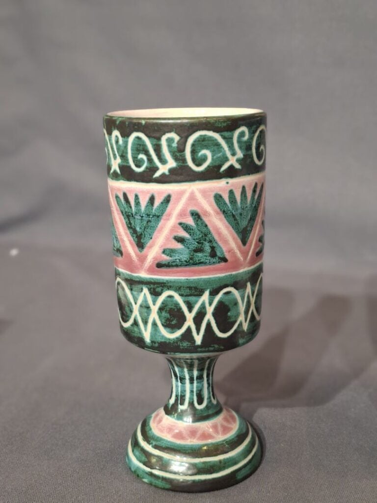 ALLIX (Michel ALEXANDROV 1910- ?), à VALLAURIS - Réunion d'un vase et d'une cou…