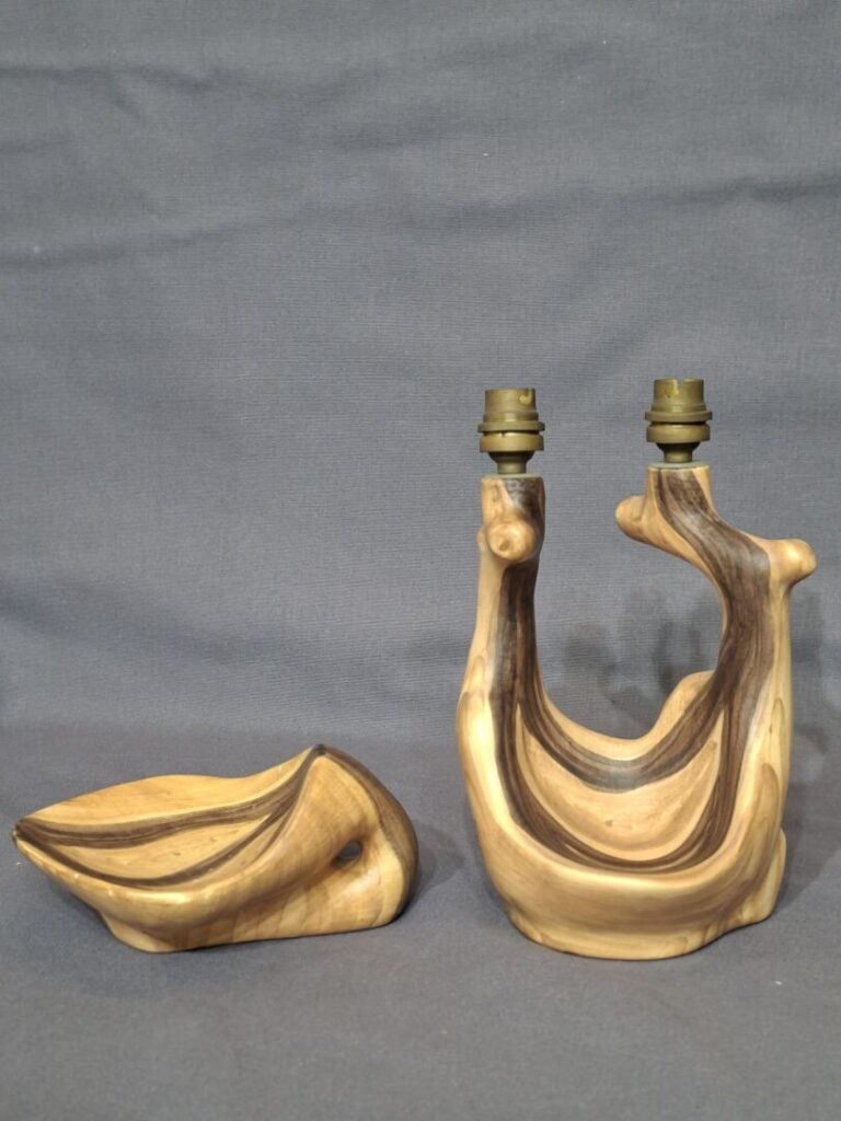 ATELIER GRANDJEAN-JOURDAN (XXe), à VALLAURIS - Réunion d'un pied de lampe et d'…