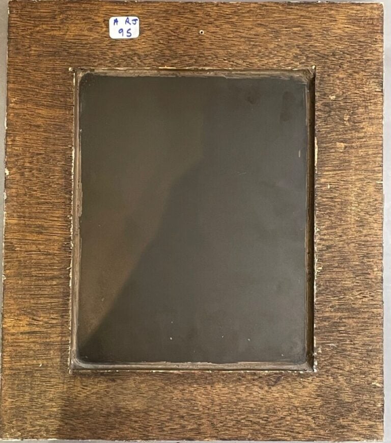 ATELIER LE TRIDENT à VALLAURIS - Miroir en bois recouvert de céramique émaillée…