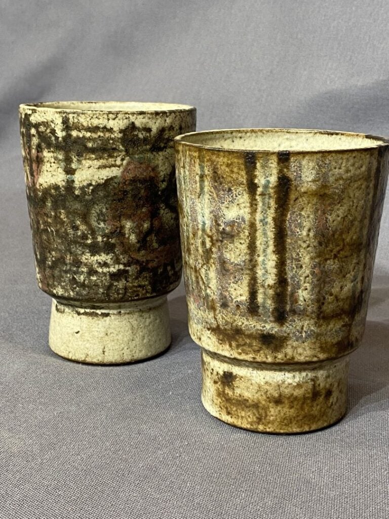 ATELIER LES MURIERS à VALLAURIS - Ensemble de 2 vases en céramique émaillée à d…