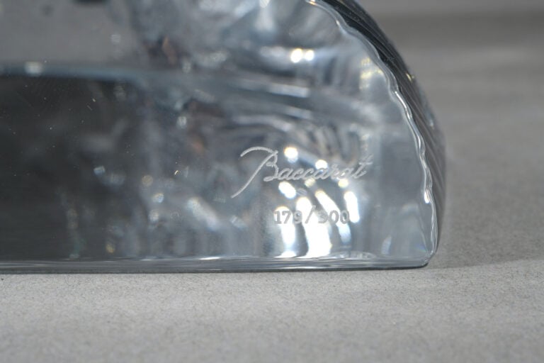 BACCARAT & César BALDACCINI dit CÉSAR (1921-1998) - Pouce - Sculpture en crista…