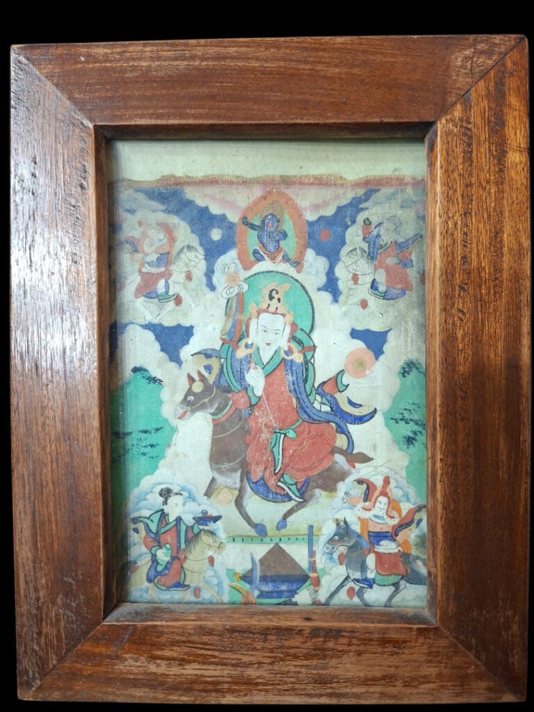 CHINE - Petit tanka - Divinités bouddhiques peintes sur tissu - Cadre en bois v…