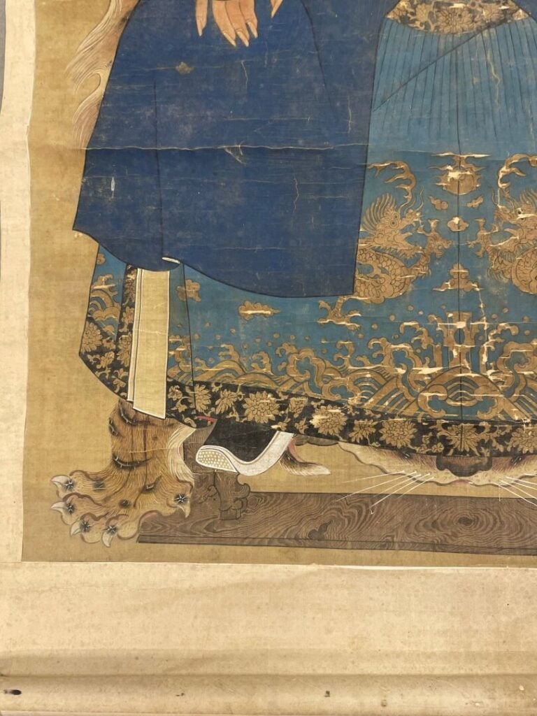 CHINE, XIXe, Période Qing - Peinture sur tissu représentant un dignitaire mandc…