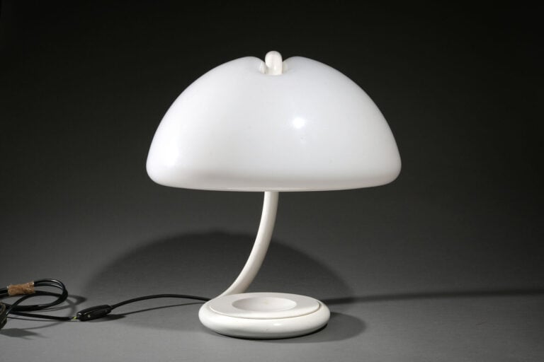Elio MARTINELLI (1921-2004) pour MARTINELLI LUCE Editeur - Lampe à poser modèle…