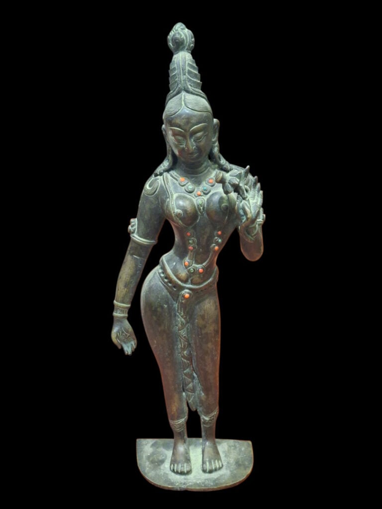 INDE - Lakshmi - Sujet en bronze avec cabochons - H. 28 cm