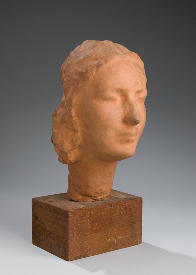 JOSEPH HEBRONI (1888-1963) - Visage de jeune femme - Terre cuite, signée sur le…