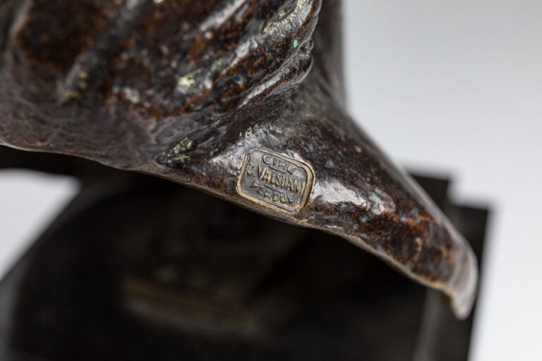 LÉON INDENBAUM (1890-1981) - Fille à à la tresse - Bronze à patine brune nuancé…