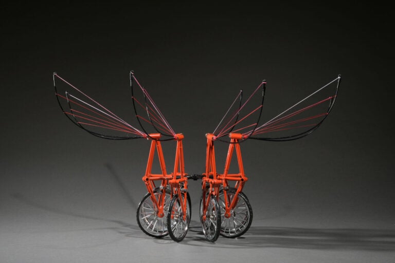 Martin CAMINITI (1959) - "La Machine à fabriquer les fleurs" - Sculpture, 8 dem…