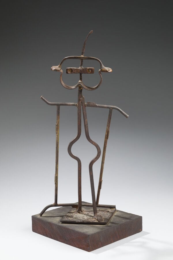ROBERT JACOBSEN (1912-1993) - Figure avec un pied inversé, c.1950-1960 - Sculpt…