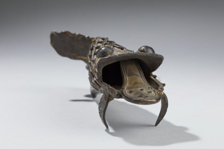 ROBERT JACOBSEN (1912-1993) - Poisson - Sculpture en fer - Env. 6 x 18 cm
