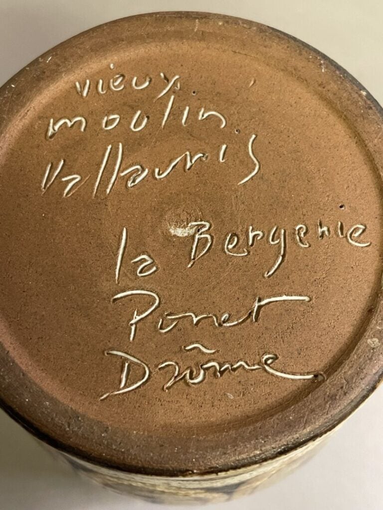 Robert PEROT (1931-2003) - Vase à décor de feuillage en céramique émaillée poly…