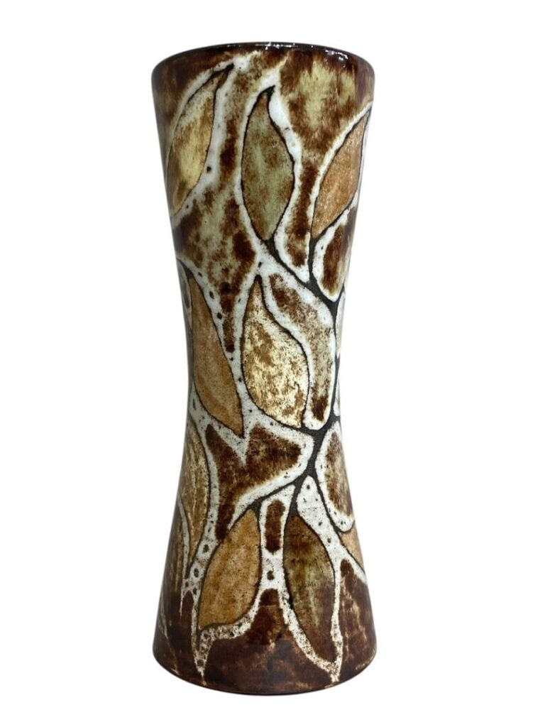 Robert PEROT (1931-2003) - Vase type diabolo en céramique émaillée polychrome à…