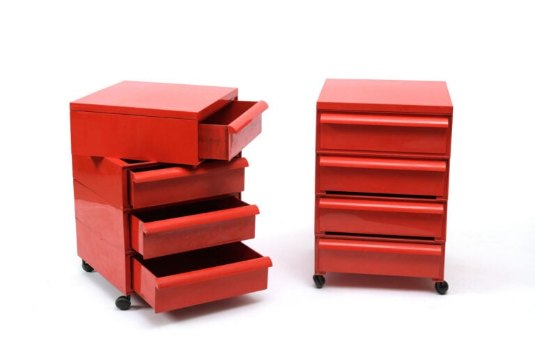Simon FUSSEL (XXe) pour KARTELL - Paire de caissons modulables modèle 4602 roug…