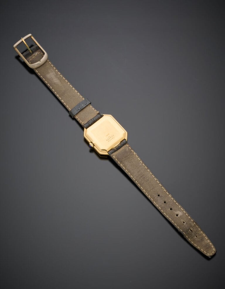 BAUME & MERCIER - BRACELET MONTRE octogonale en or jaune (750°/°°). - Lunette g…