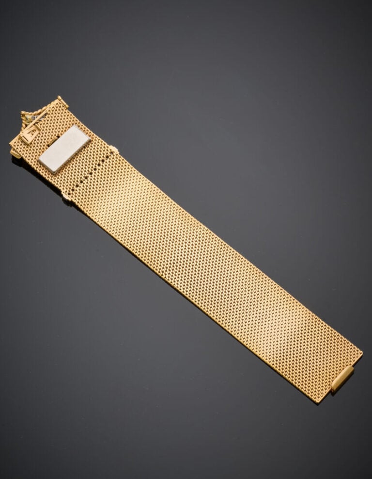 BETTETINI - BRACELET MONTRE manchette souple en or jaune (750‰) serti de diaman…
