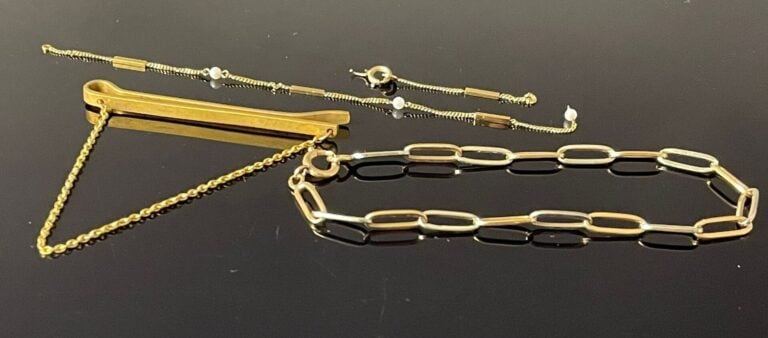 Bracelet articulé en or (750) deux tons à maillons ovales - Poids : 7.5 g - L :…
