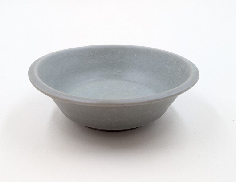 CHINE - Dynastie Song (960-1279) - Coupelle à bords surélevés en grès porcelain…