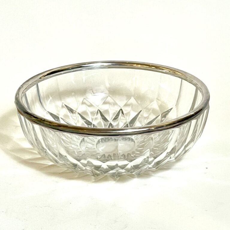 Jatte cerclée argent (minimum 800 ‰) - Poids brut : 1444 g