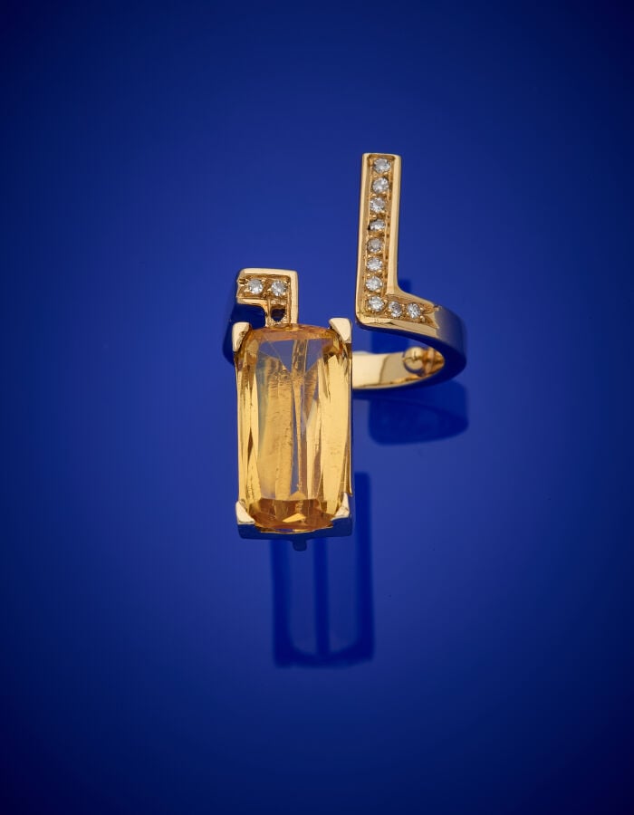 Jean VENDOME - BAGUE géométrique ouverte en or jaune (750‰) serti d'alignements…