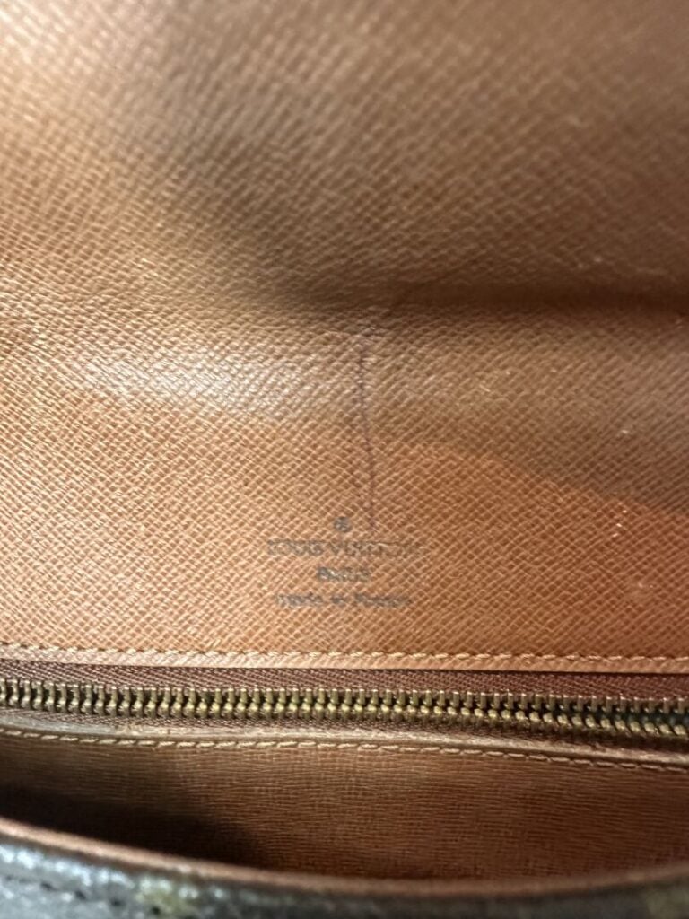 LOUIS VUITTON - Sac « Saint Cloud » en toile Monogramme et cuirnaturel, bandoul…