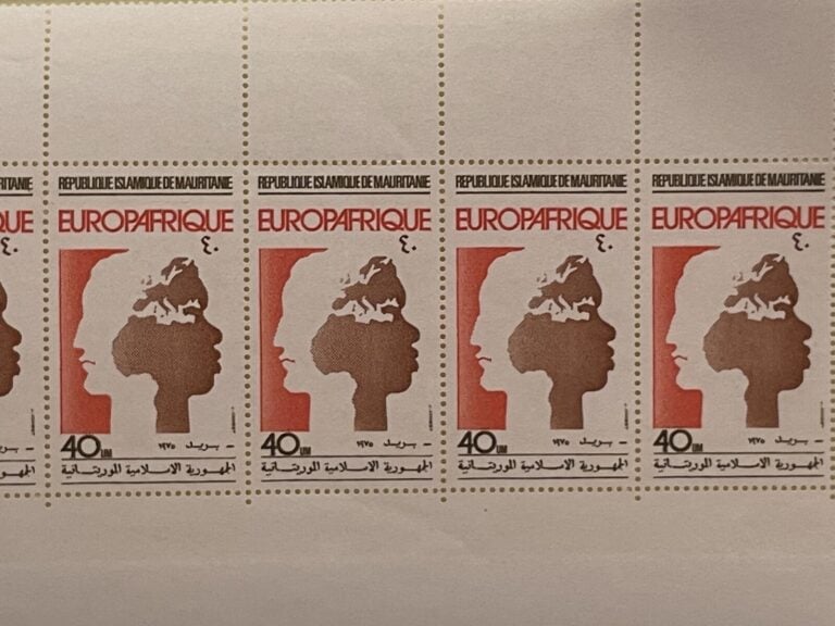 [PHILATELIE] - Monde : Timbres du Monde rangés par continent dont NCE (avec mod…