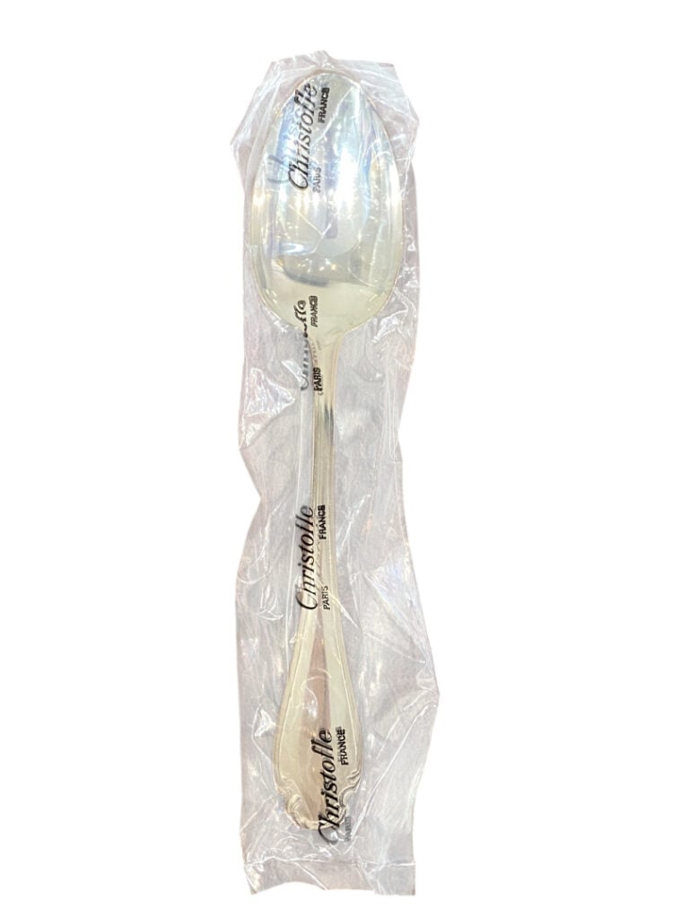 CHRISTOFLE - Lot de couverts en métal argenté comprenant : - -6 fourchettes - -…