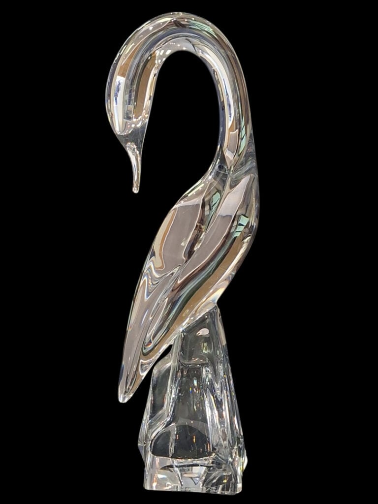DAUM FRANCE - Sujet en cristal représentant un héron - H. 38 cm - Signé DAUM FR…