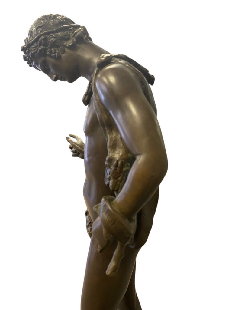 Ecole dans le goût de l'antique - Jeune Bacchus nu coiffé de corymbes et de la…