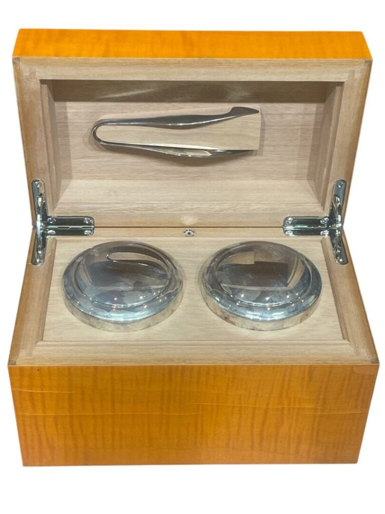 ELIE BLEU Paris - Boîte à thé en bois de placage verni contenant 2 boîtes couve…