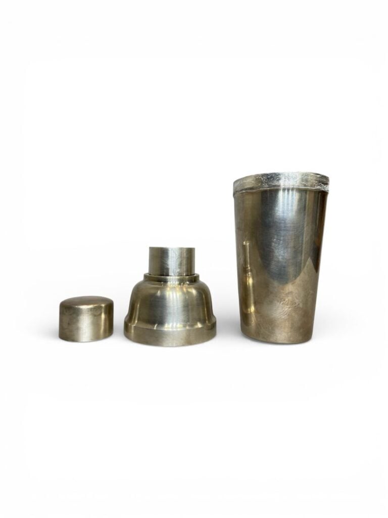 ERCUIS - Shaker en métal argenté uni - Marque sous la base - H : 24 cm