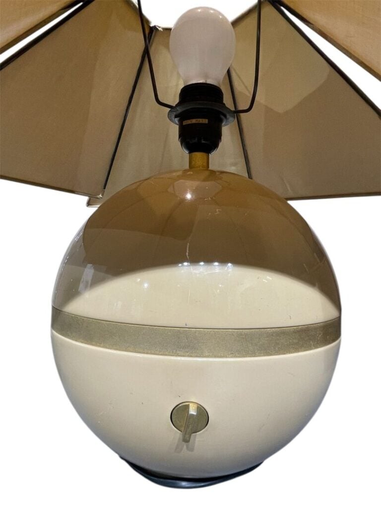 NAPAKO - Lampe de bureau à régulateur en tôle et laiton - Vers 1960 - Abat-jour…