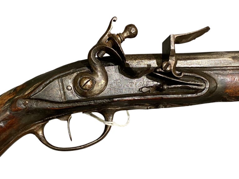Pistolet à silex d'officier - Canon rond à pans au tonnerre. - Platine à corps…