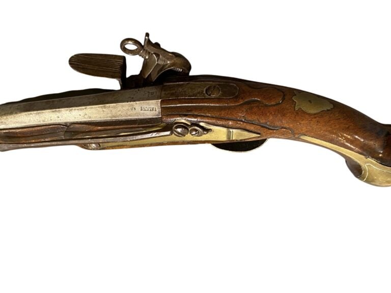 Pistolet d'arçon à silex espagnol, d'officier de cavalerie - Canon rond, à pans…