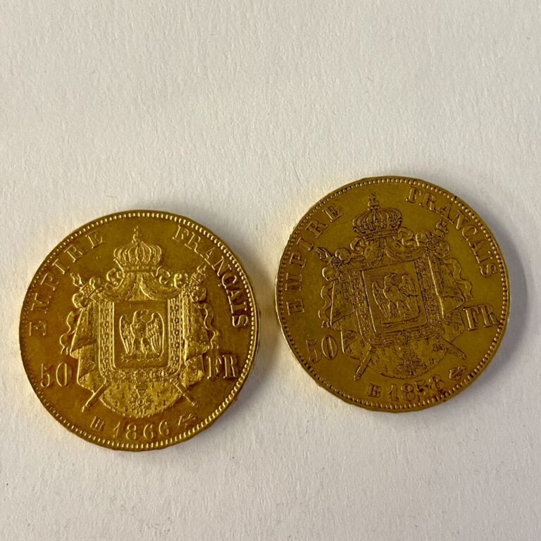 2 pièces de 50 Francs or Napoléon III l'une tête laurée 1866 et l'autre tête nu…