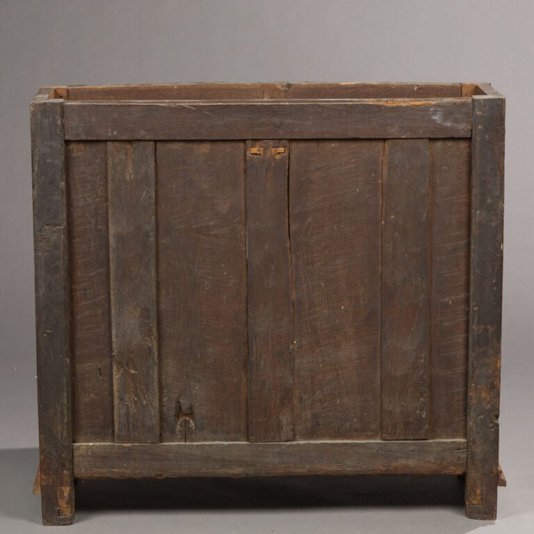 Buffet de chasse en bois naturel à - deux tiroirs et deux vantaux, dessus - de…