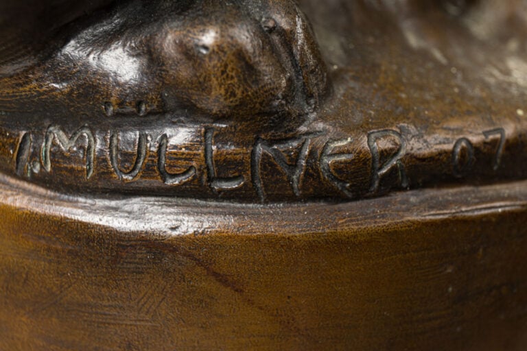 D'APRÈS JOSEPH MULLNER - Jeune fille jouant avec des lionceaux - Bronze à patin…