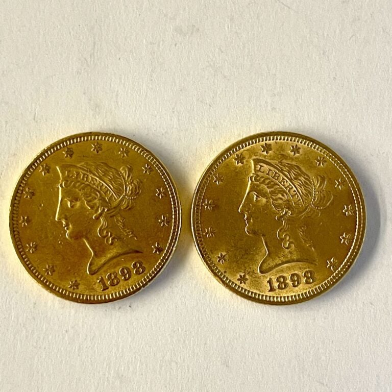 Deux pièces de 10 dollars or 1898 .Poids : 33.4 g