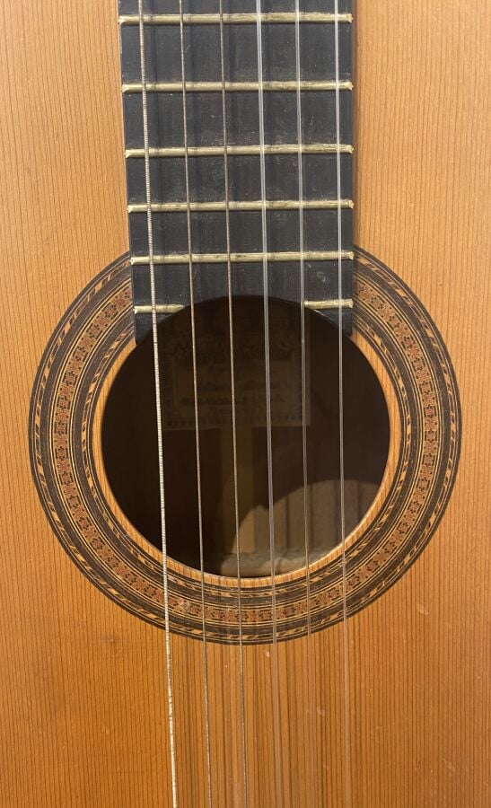 Guitare espagnole de Manuel de la Chica, au millésime de 1965, faite à Grenade,…