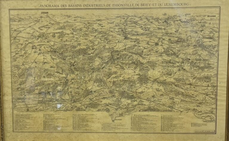 Lot divers : - -Panorama des bassins industriels de Thionville : 66,5 x 101,( c…
